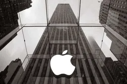 Apple stocks up 100 million A15 Bionic chips for future use