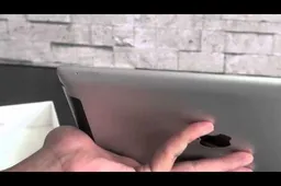 Apple's New iPad Gets Unboxing and Hands on Video Before Launch!