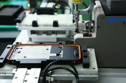 Inside Ulefone's Factory - This is How the First Top Notch Rugged Phone is Made (Video)