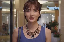 Baidu-Eye is a Google Glass wannabe, looks more like a smart hairband to us