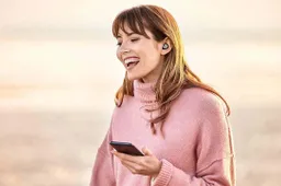Best Earbuds for Phone Calls - Say Goodbye to Poor Phone Call Quality