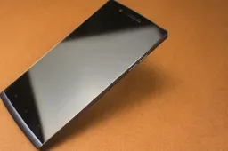 Black Oppo Find 5 Goes on sale, first hands on photos