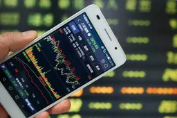 Why is the Asian smartphone market so unique ?