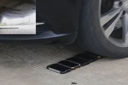 Blackview BV6000 shows another stress test video