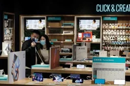 New Coronavirus Epidemic Causes Global Smartphone Sales to Fall by 14% in February