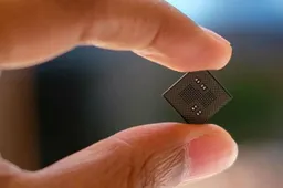 Smartphones With 64MP or Even 100MP Camera Sensors To Come This Year