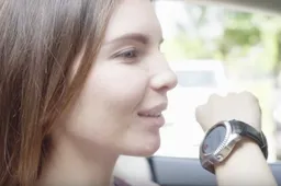 NO.1 D7 Smartwatch will double standby time with its 500mAh battery