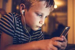 Poland Moves to Ban Social Media for Kids Under 15