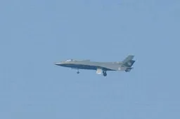 China's J-20 Stealth Fighter Makes Maiden Test Flight