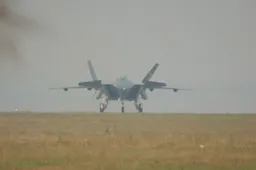 More Photos of China's J-20 Stealth Fighter