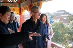 Cook: Apple will pay attention to competitors but focus on customers