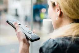 Cosmo Communicator or "smartphone" crowdfunded for $549