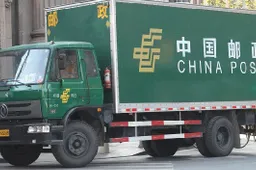 Huawei looks set to dumping FedEx, inks agreement with China post