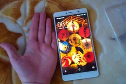 DOOGEE Y6 Max: How do you handle a large 6.5-inch screen phone?