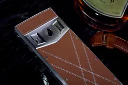 Doogee Titan T3 boasts dual display and Vertu inspired styling