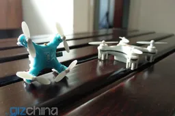 Mini review: The world's smallest quadcopter is a lot of fun!