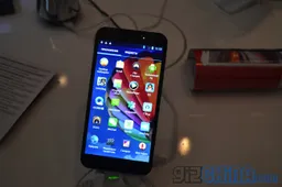 Eyes on: Zopo ZP998 8-core hands on Video