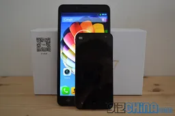 Open Thread: Have Smartphones Become “Too Big”?