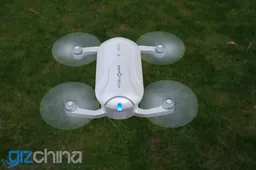 World first review with the Dobby foldable pocket drone!