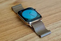 Analysts estimate that the newest Apple Watch costs just $ 136 to produce