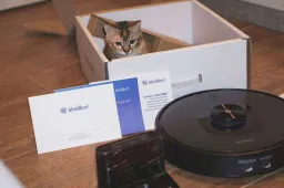 Shellbot SL60 AI robot vacuum discounted on Amazon