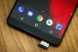 The Essential Phone finally gets its Android Oreo update