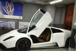 Fake Chinese Lamborghini Costs Just $33,000!