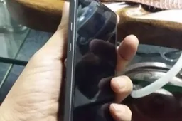 New Pictures of Mlais M4 Note emerges in the web