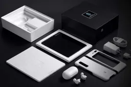 Samsung W20 5G Now on Sale in China with Free Galaxy Buds and Leather Case