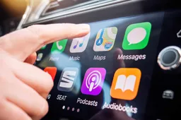 Apple CarPlay is About to Lose a Very Important Partner Despite 800 Cars Brands