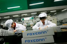 Foxconn Promises Employees Extra Bonuses Ahead of iPhone 15 Production