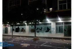 Workers at Apple Foxconn Factory Rioting over guard beatings!