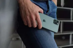 Top 5 Mistakes First-Time iPhone Users Make