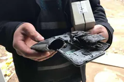 Galaxy Note 4 Explosion Deforms Girl - Family Sues For 1.69 Million Yuan ($249K)