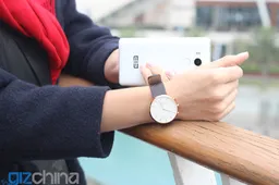 Elephone release photos of their ‘traditional’ smartwatch