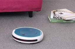 Time for some pre-holiday cleaning with the Homgeek robot
