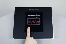 Samsung's new OLED panel can measure heart rate and blood pressure