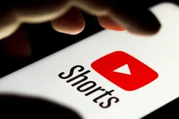 Vertical broadcasts appeared on YouTube just like TikTok