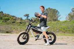 Motorcycle-style e-bike Himiway C5 launches with a stylish promo event