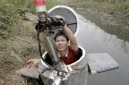 Chinese Ingenuity: Homemade Submarine Video