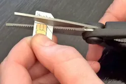 How to cut your own Nano or Micro SIM