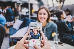 Here's How To Post Live Photos On Instagram Like A Pro