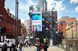 Huawei: UK warned over sending 'bad signal' to China