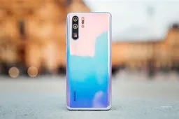 Huawei sets smartphone shipment target for 2019