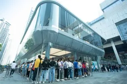 Huawei to spend 10 million pounds to open three new stores in the UK