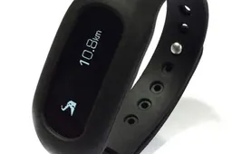 ibody does what the Mi Band does, at a similar price with a display!
