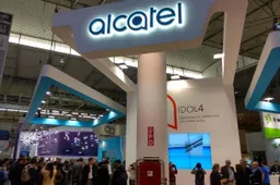 Alcatel prepares for MWC 2017 with a "Light up" event