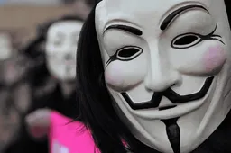 Anonymous jammed Russian troops radio with Ukraine anthem
