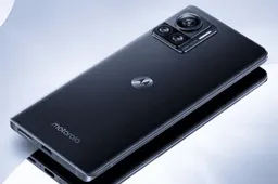 Motorola Edge X30 Pro and RAZR 2022 launch on August 11