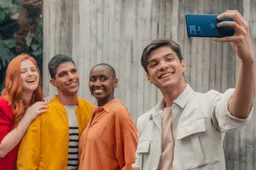 Motorola Edge 30 Fusion lands with SD888+, Edge 30 Neo tags along